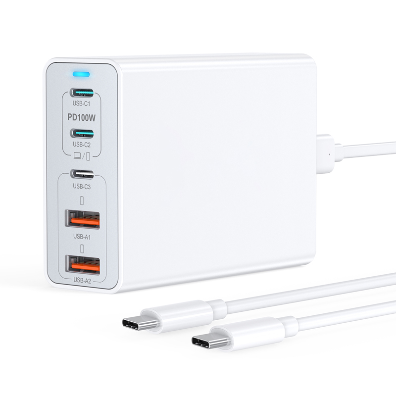 大功率多口充电器